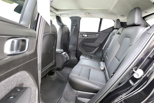 2025 Volvo XC40 B5 CORE BRIGHT THEME — миниатюра 18