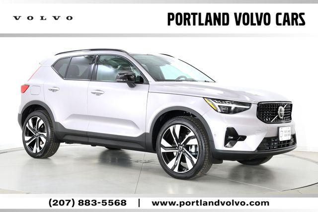 New 2026 Volvo XC40 Ultra, B5 AWD Gas (mild hybrid), Dark