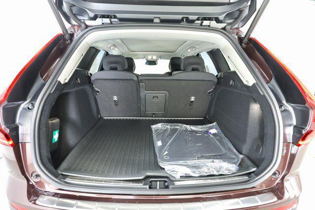صورة مصغرة 26 لـ 2026 Volvo XC60 B5 PLUS