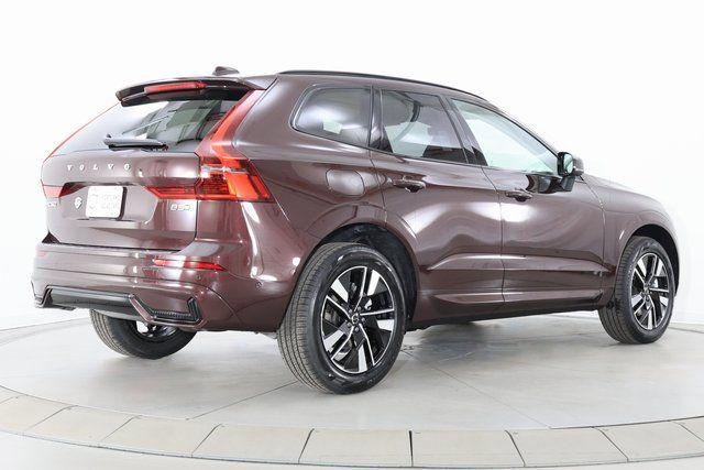 صورة 8 لـ 2026 Volvo XC60 B5 PLUS