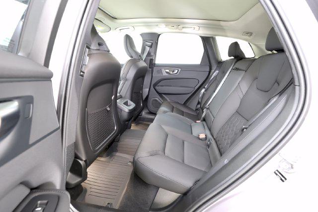 2026 Volvo XC60 B5 PLUS 缩略图 16