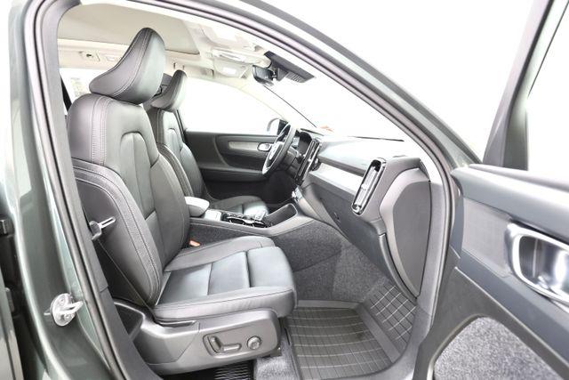 صورة مصغرة 20 لـ 2026 Volvo XC40 PLUS, B5 AWD GAS (MILD HYBRID), DARK