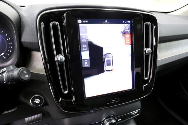 صورة مصغرة 24 لـ 2026 Volvo XC40 PLUS, B5 AWD GAS (MILD HYBRID), DARK