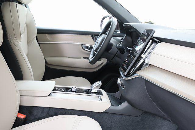 صورة مصغرة 21 لـ 2026 Volvo XC90 PLUS, B6 AWD GAS (MILD HYBRID), GASOLINE, BRI