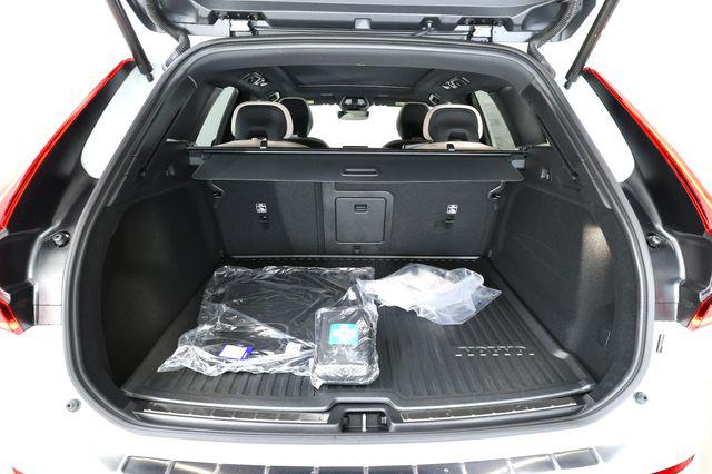 صورة مصغرة 26 لـ 2026 Volvo XC60 B5 PLUS