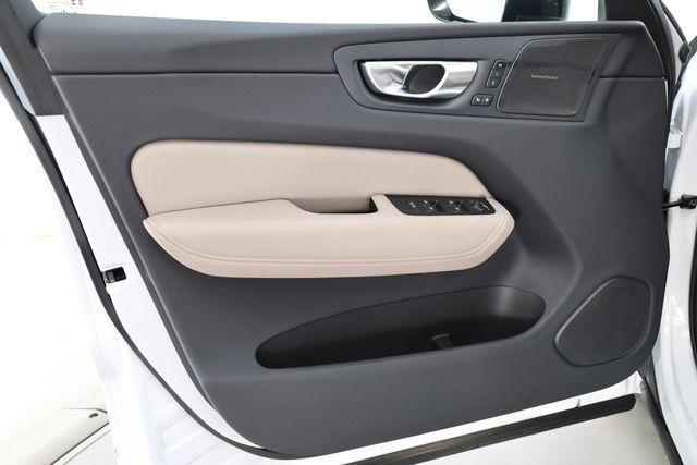 صورة مصغرة 13 لـ 2026 Volvo XC60 B5 PLUS