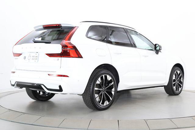 2026 Volvo XC60 B5 PLUS — фото 8