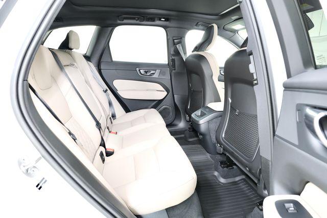 صورة مصغرة 19 لـ 2026 Volvo XC60 B5 PLUS