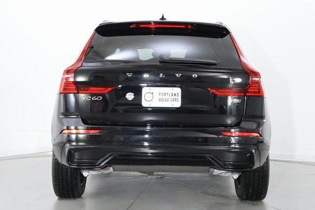 2026 Volvo XC60 B5 PLUS — фото 7