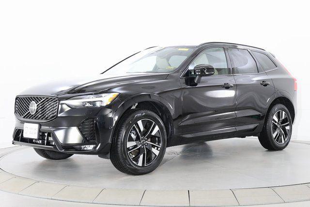 2026 Volvo XC60 B5 PLUS — фото 4