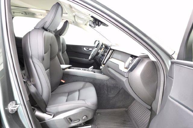 2026 Volvo XC60 PLUG-IN HYBRID CORE, T8 AWD ELECTRIC/GASOLINE 缩略图 24