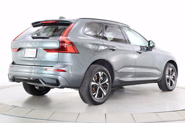 صورة 9 لـ 2026 Volvo XC60 PLUG-IN HYBRID CORE, T8 AWD ELECTRIC/GASOLINE