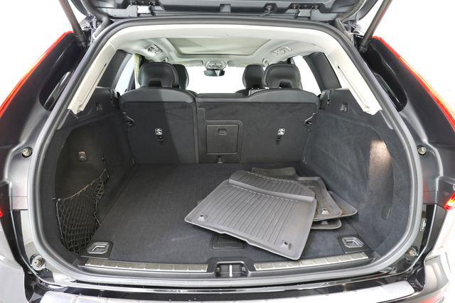2024 Volvo XC60 B5 ULTIMATE DARK THEME 缩略图 29