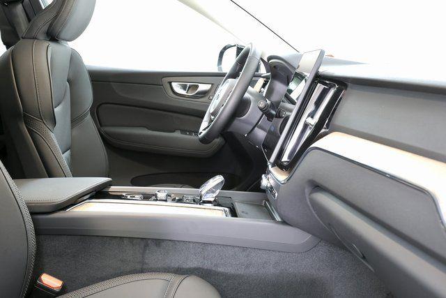 2026 Volvo XC60 B5 PLUS 缩略图 21
