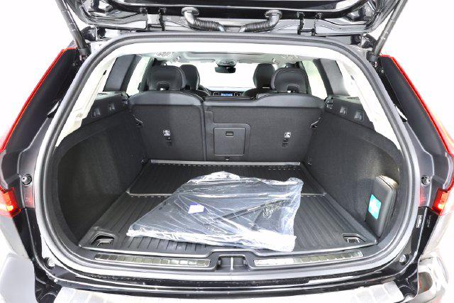 2026 Volvo V60 CROSS COUNTRY PLUS, B5 AWD GAS (MILD HYBRID) 缩略图 27