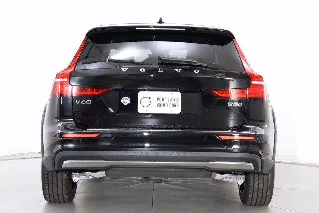 صورة 8 لـ 2026 Volvo V60 CROSS COUNTRY PLUS, B5 AWD GAS (MILD HYBRID)