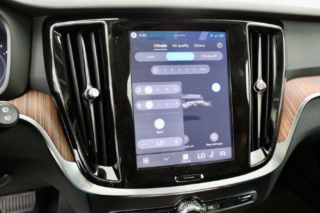 2026 Volvo V60 CROSS COUNTRY PLUS, B5 AWD GAS (MILD HYBRID) 缩略图 25