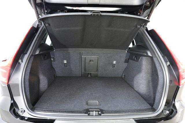 2025 Volvo XC40 B5 CORE BRIGHT THEME — миниатюра 29