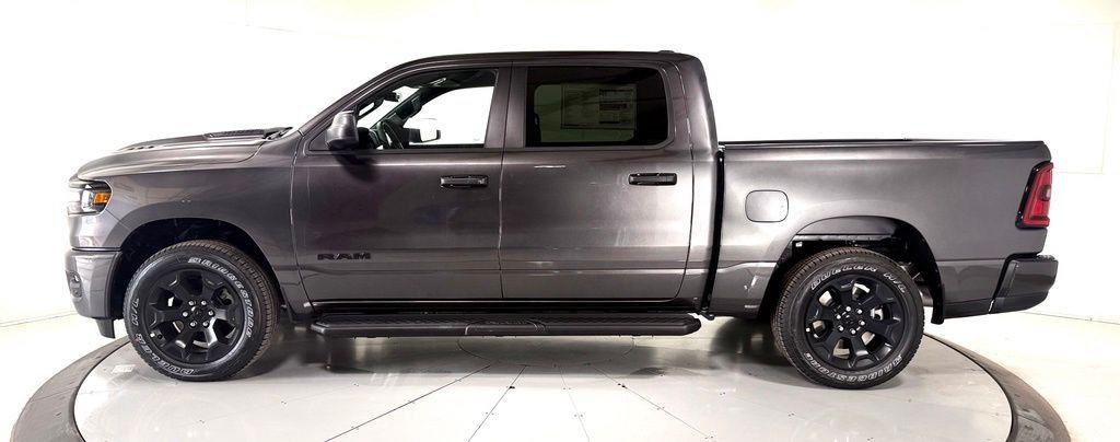 2026 RAM 1500 EXPRESS — фото 7