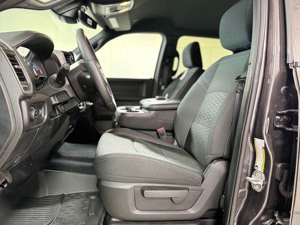 صورة مصغرة 11 لـ 2026 RAM 2500 TRADESMAN