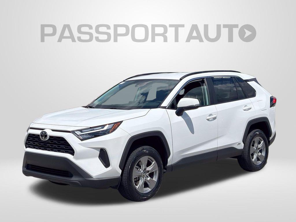 صورة 1 لـ 2025 Toyota RAV4 HYBRID LE