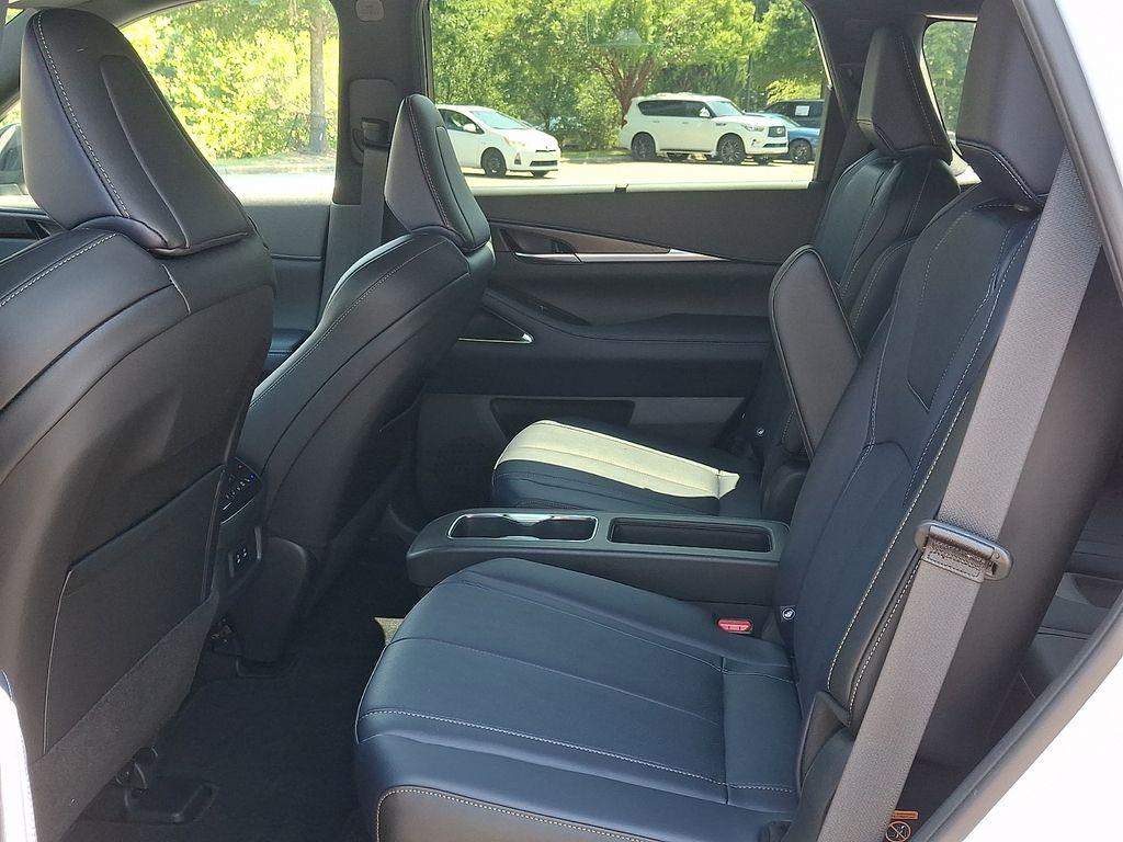 2026 Infiniti QX60 SPORT AWD 照片 10