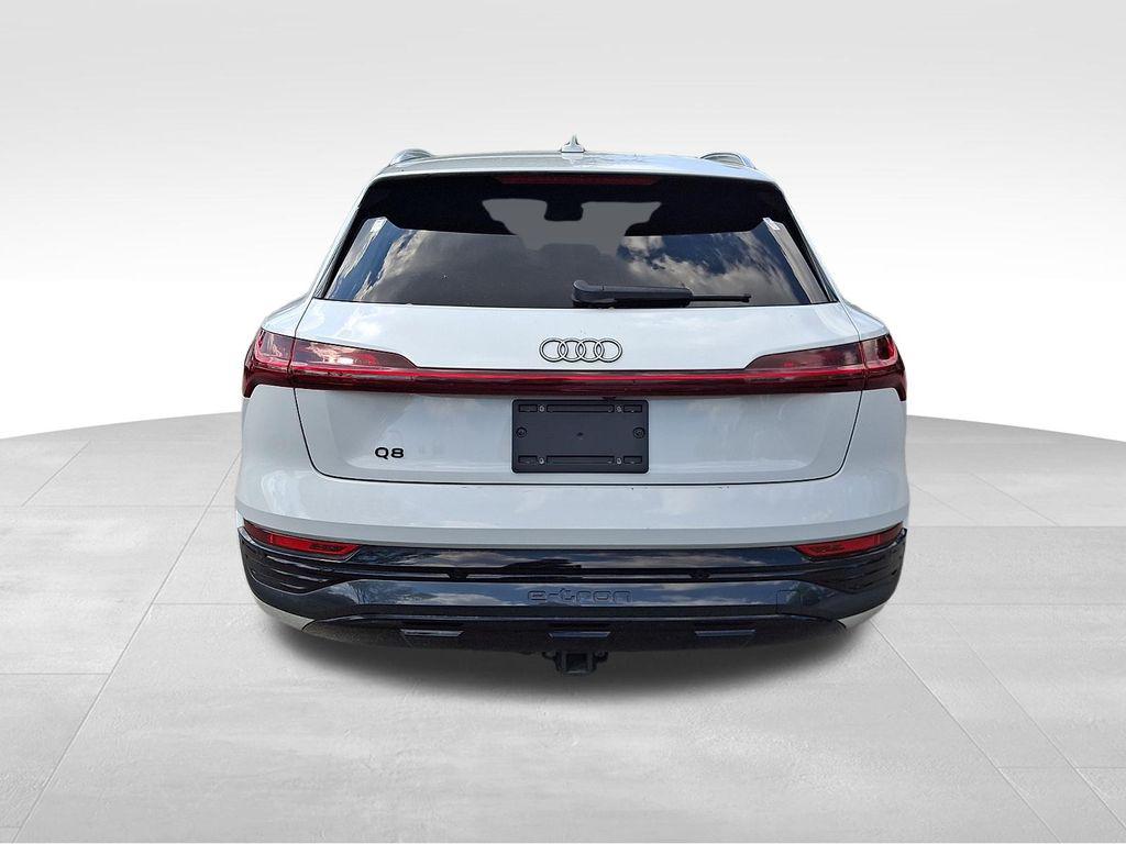 2024 AUDI Q8 E-TRON PREMIUM PLUS — фото 5