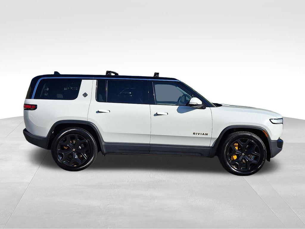صورة 7 لـ 2023 Rivian R1S ADVENTURE