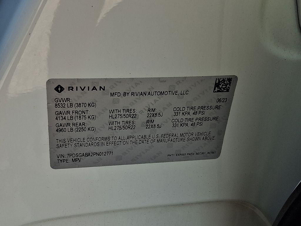 صورة مصغرة 26 لـ 2023 Rivian R1S ADVENTURE