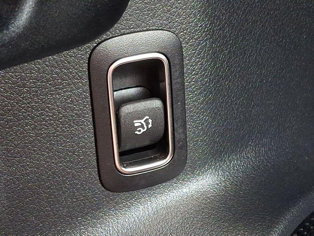 2025 Mercedes-BENZ GLB 缩略图 25