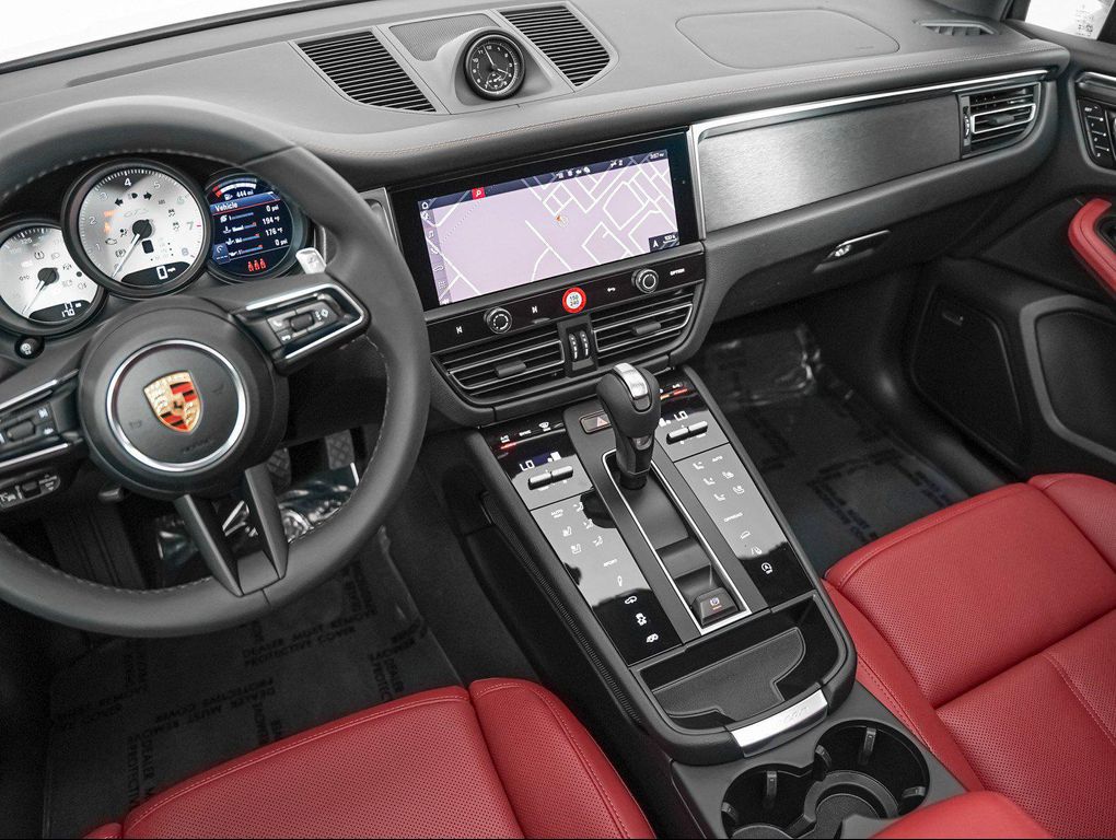 صورة مصغرة 20 لـ 2026 Porsche MACAN MACAN GTS