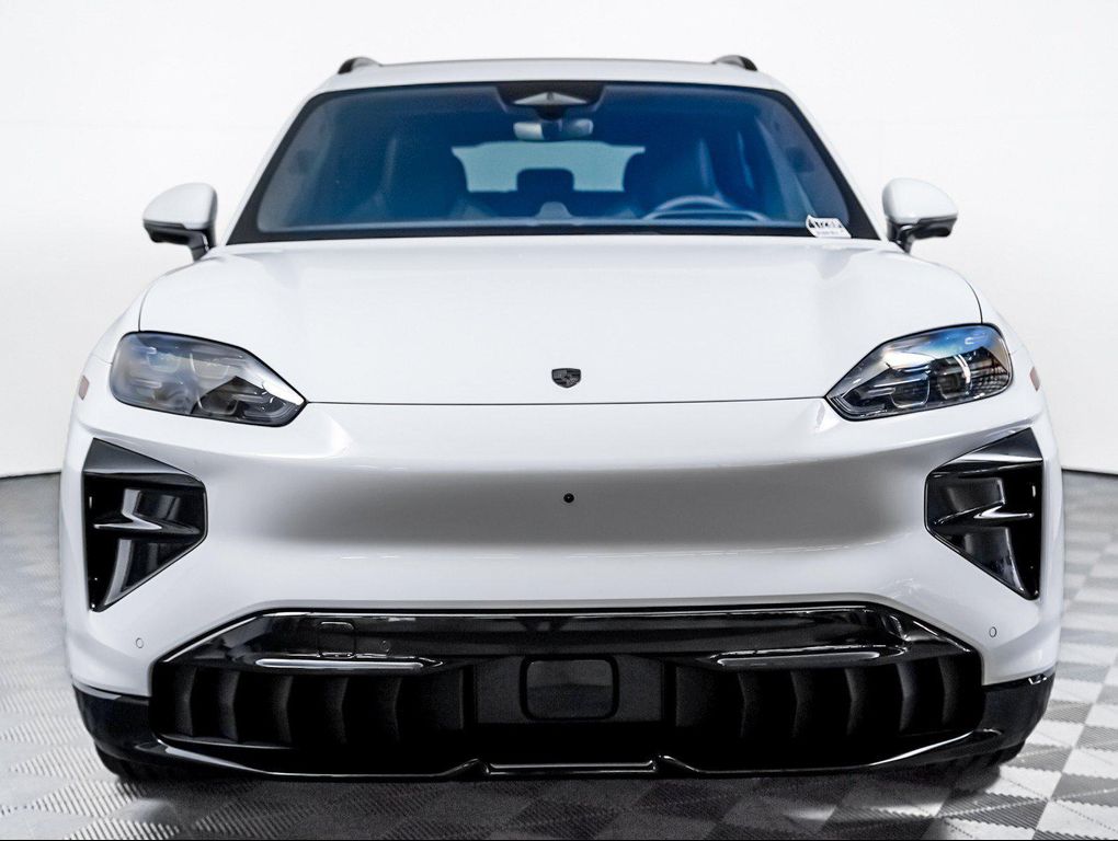 2026 Porsche CAYENNE TURBO — фото 7
