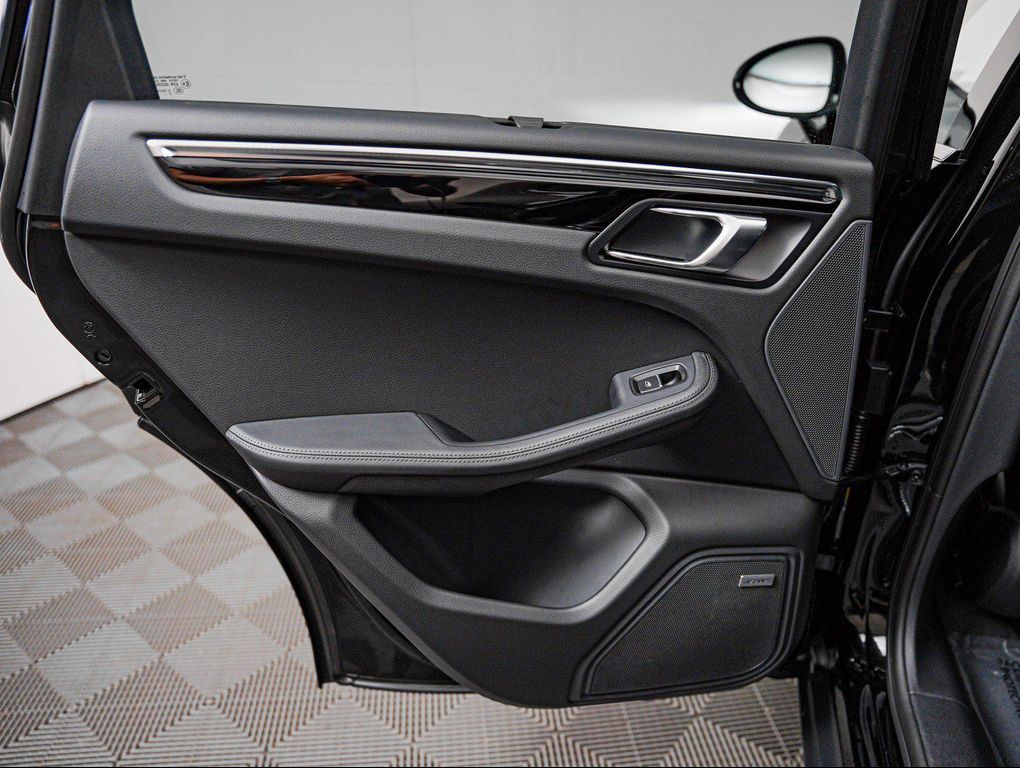 2026 Porsche MACAN 缩略图 28