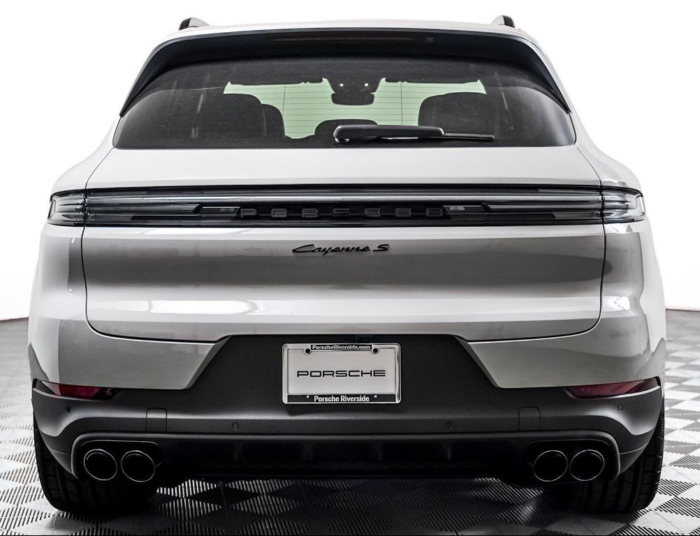 صورة مصغرة 11 لـ 2026 Porsche CAYENNE S