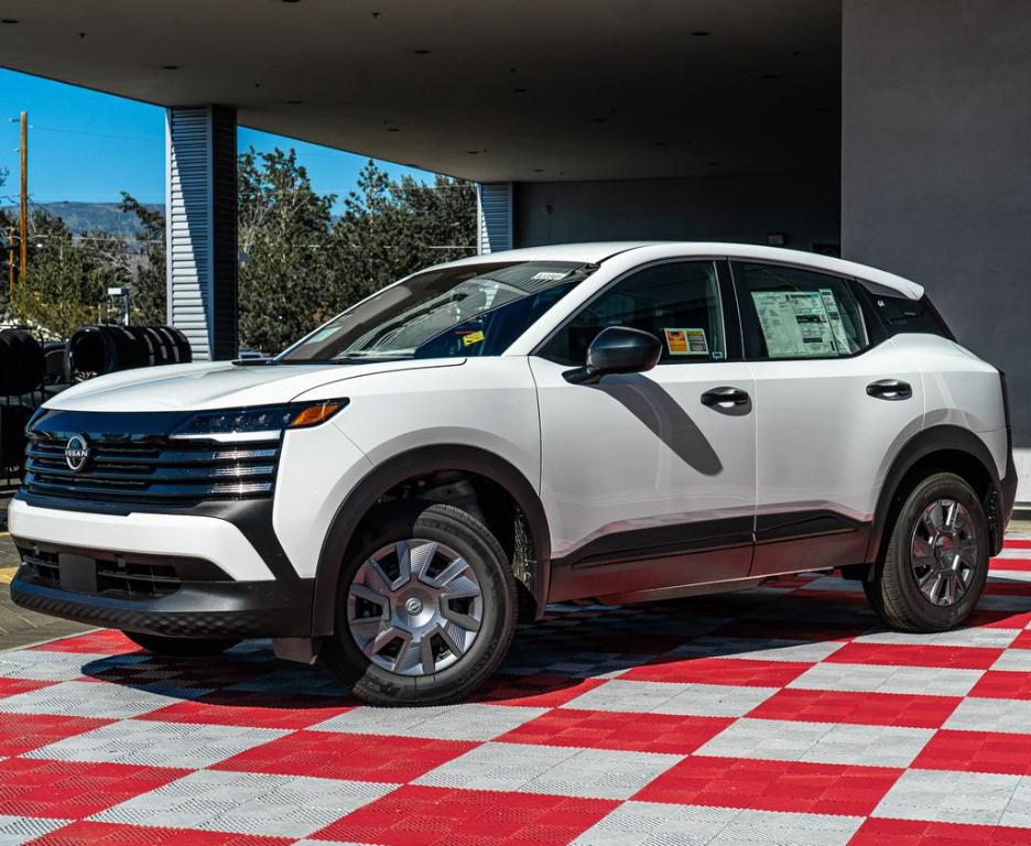 New 2026 Nissan Kicks S