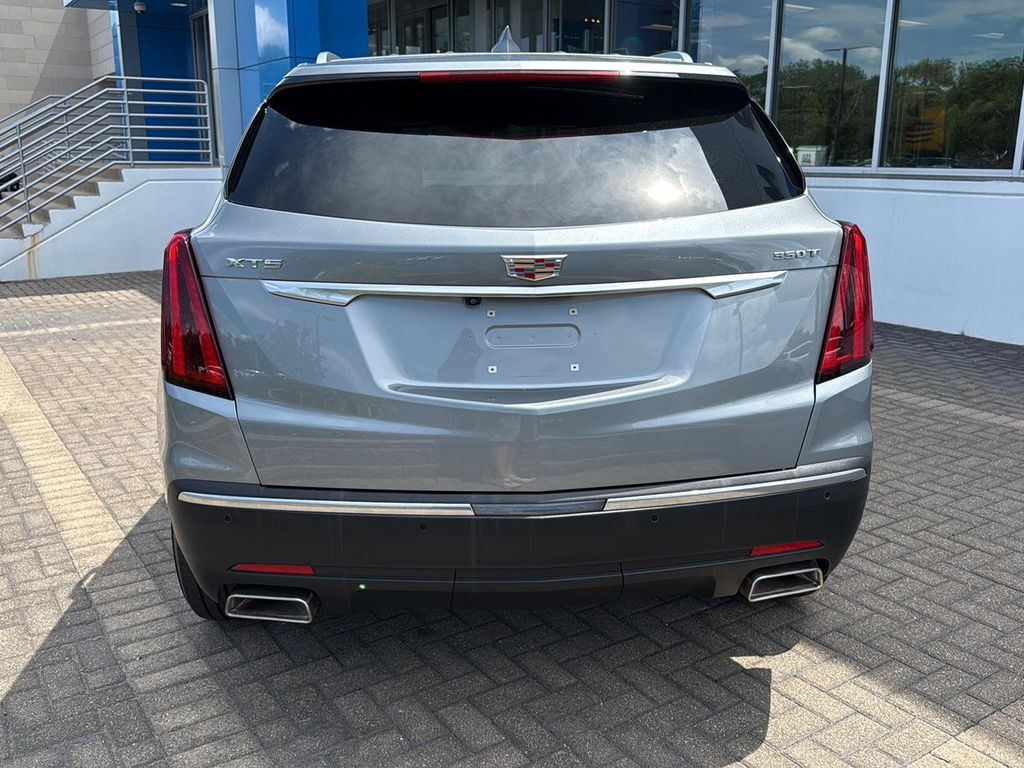 صورة 4 لـ 2024 Cadillac XT5 LUXURY