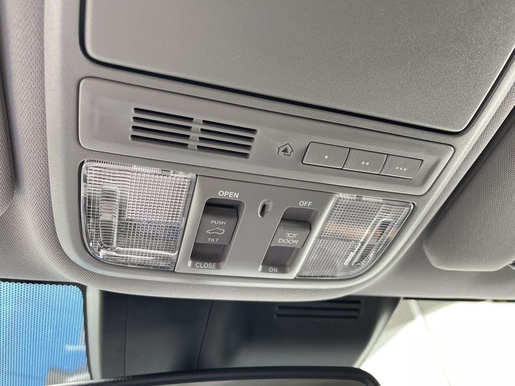 2022 Honda CR-V AWD EX-L — миниатюра 24