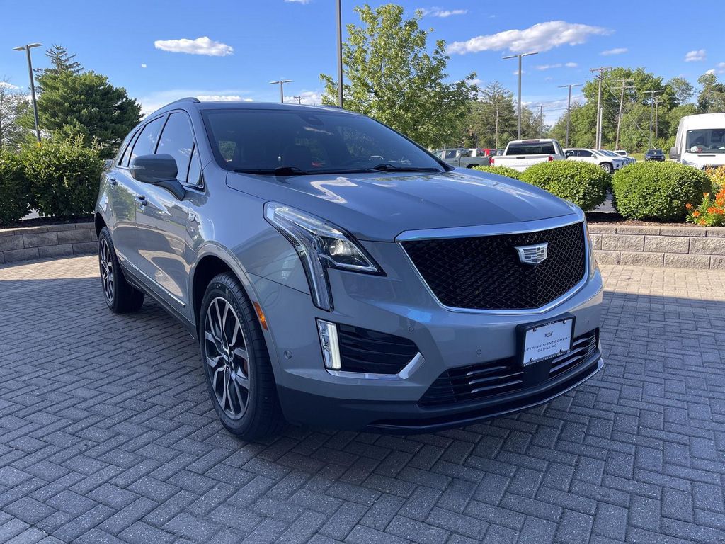 صورة 7 لـ 2024 Cadillac XT5 SPORT