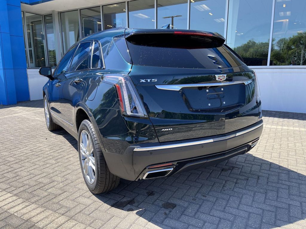 صورة 3 لـ 2024 Cadillac XT5 SPORT