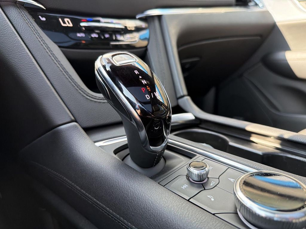 صورة مصغرة 32 لـ 2023 Cadillac XT5 PREMIUM LUXURY
