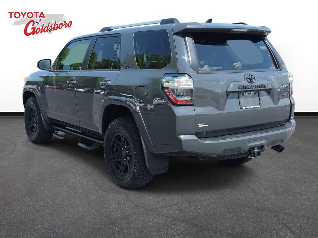 TOYOTA 4RUNNER - 7