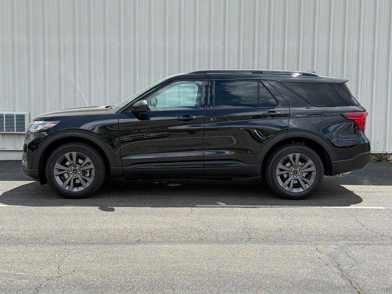 صورة 3 لـ 2026 FORD EXPLORER ACTIVE