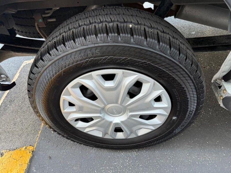 صورة 7 لـ 2024 FORD TRANSIT-250 BASE