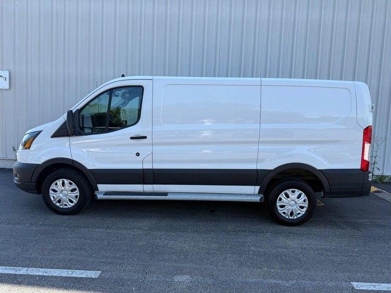 صورة 2 لـ 2024 FORD TRANSIT-250 BASE