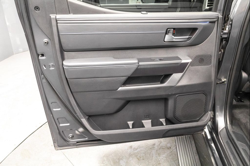 2023 Toyota TUNDRA HYBRID PLATINUM 缩略图 33
