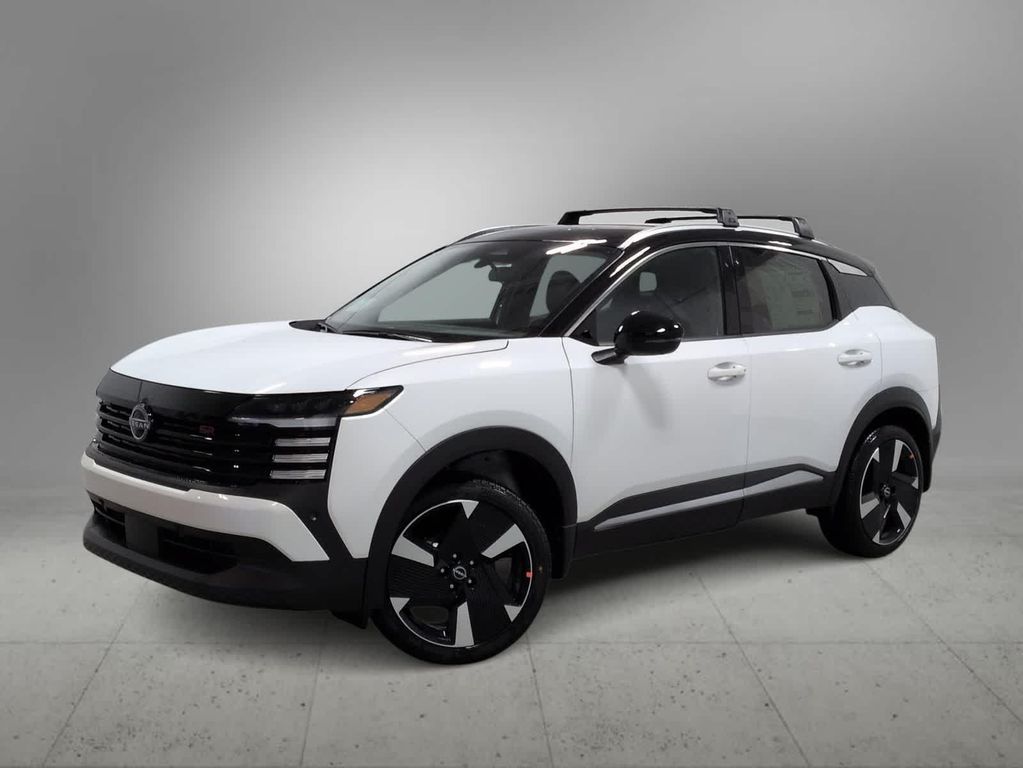 New 2026 Nissan Kicks SR