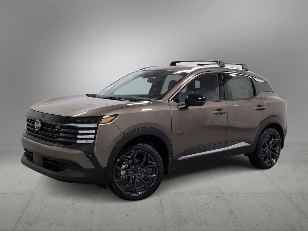 New 2026 Nissan Kicks SR