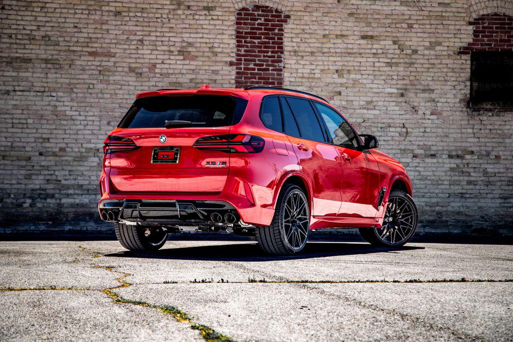 صورة 9 لـ 2026 BMW X5 M BASE