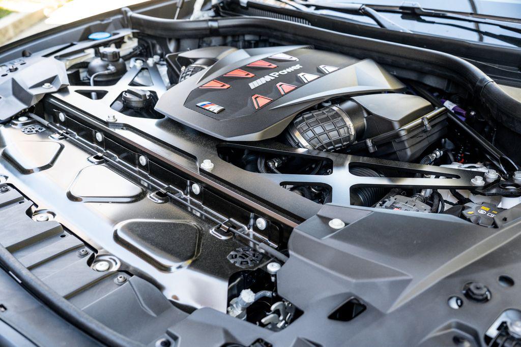 صورة مصغرة 29 لـ 2026 BMW X5 M BASE