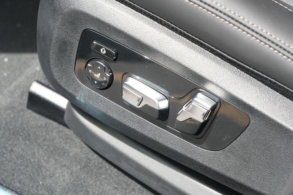 2027 BMW X6 M60I 缩略图 13
